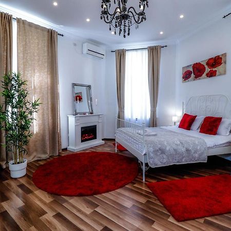 Downtown Central University Apartament - Cal1 Bucarest Extérieur photo