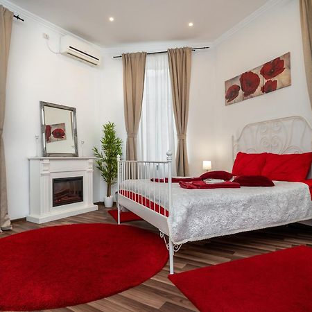 Downtown Central University Apartament - Cal1 Bucarest Extérieur photo